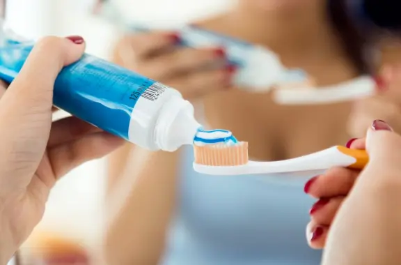 consideraciones para comprar una pasta dental